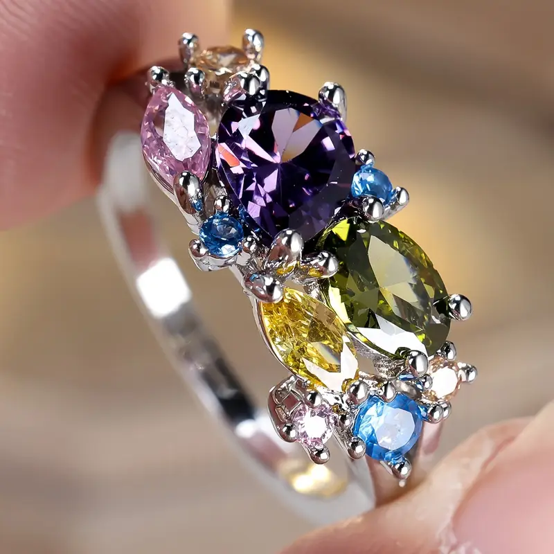 Alannah™ | Vintage Ring with Colorful Crystals
